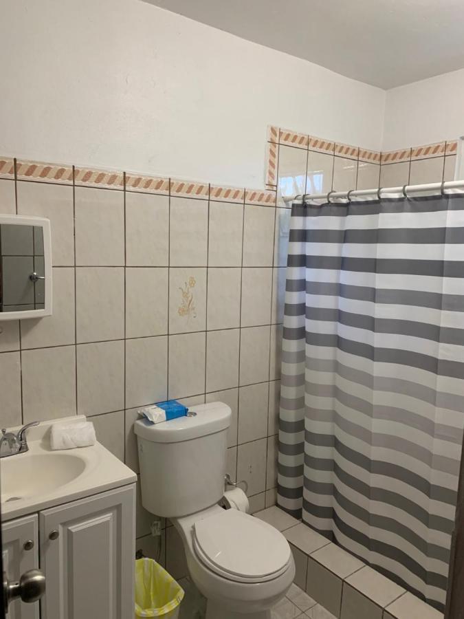 Crab Island Adventures Apartments بييكيس المظهر الخارجي الصورة