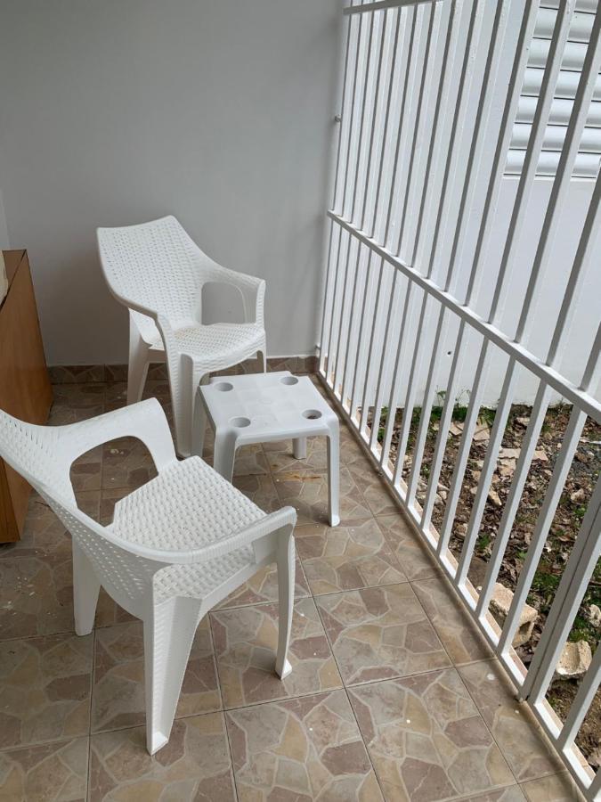 Crab Island Adventures Apartments بييكيس المظهر الخارجي الصورة
